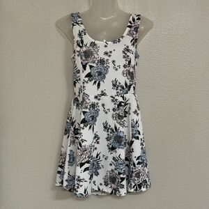 H&M Divided White Floral Fit & Flare Skater Dress